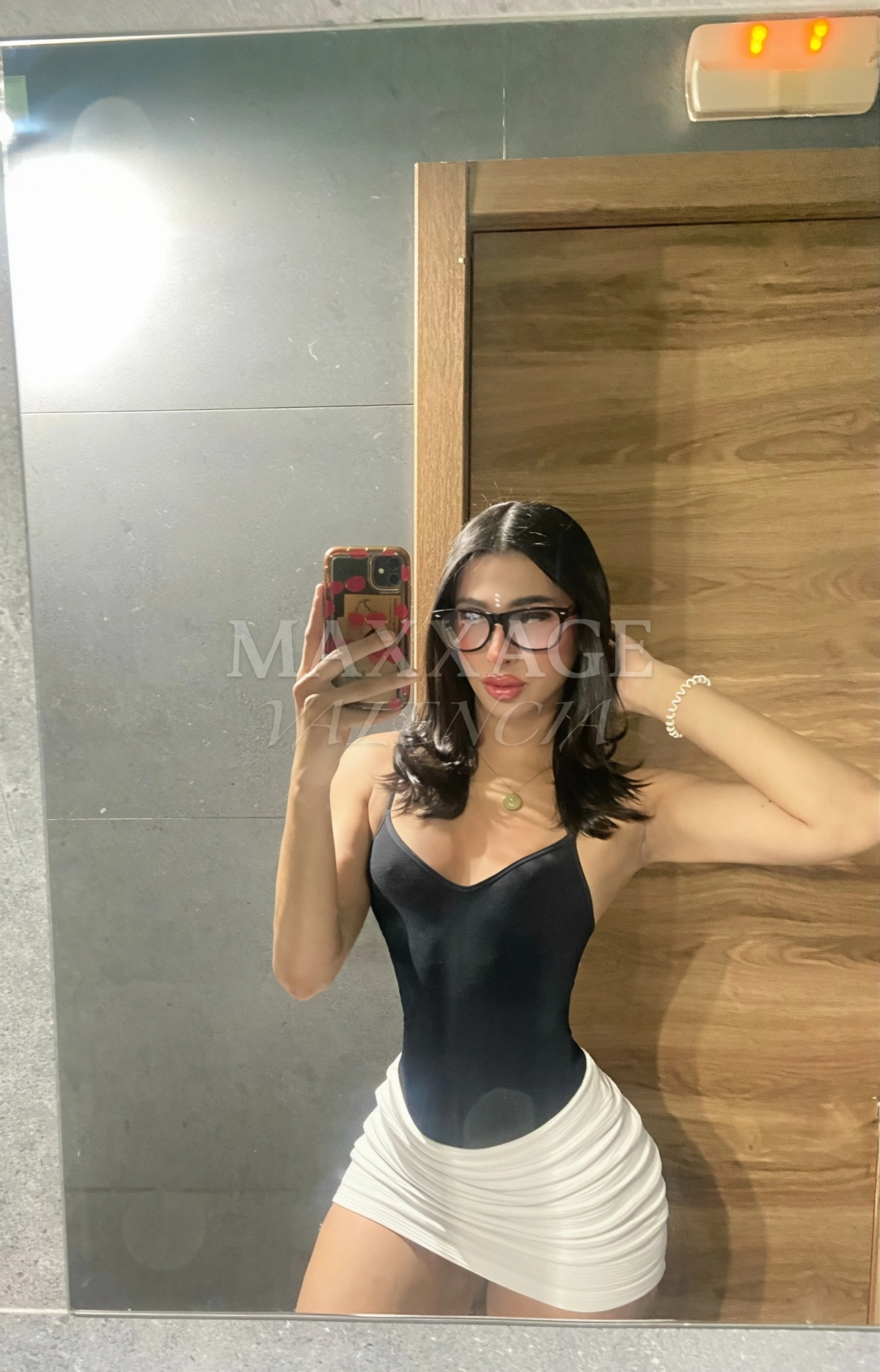 Abby escort colombiana Valencia Maxxage VLC