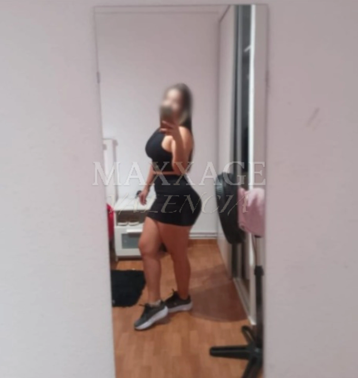 Alejandra escort colombiana Valencia Maxxage VLC