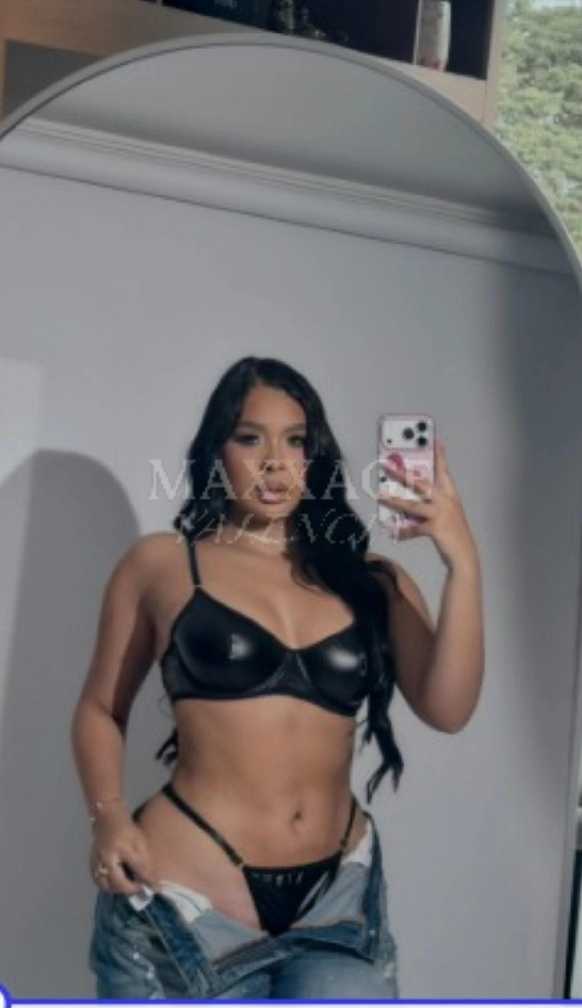 Celeste escort colombiana Valencia Maxxage VLC