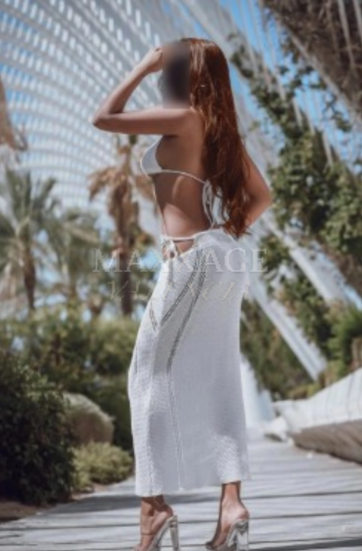 Isis escort colombiana Valencia Maxxage VLC