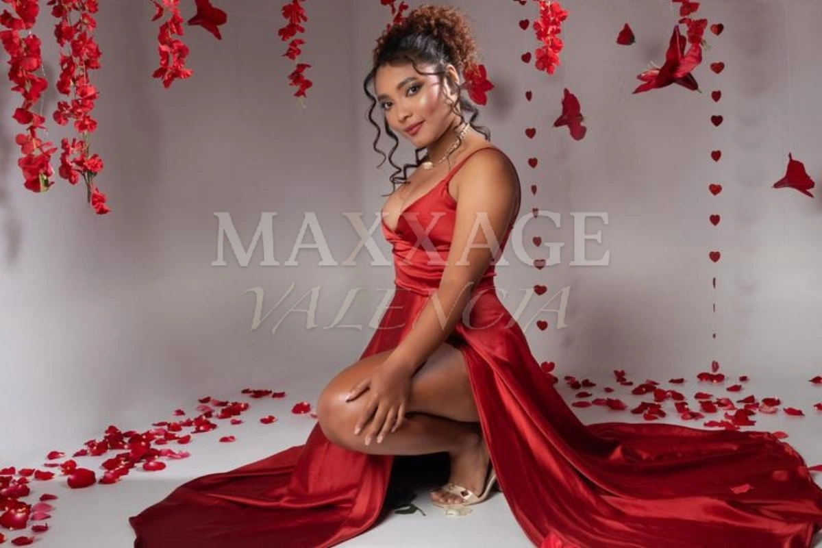 Loraine escort Valencia