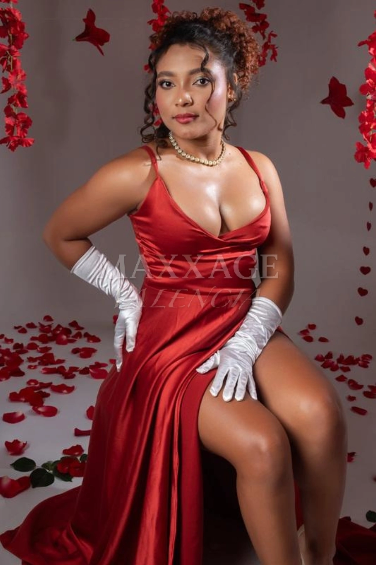 Loraine escort Valencia