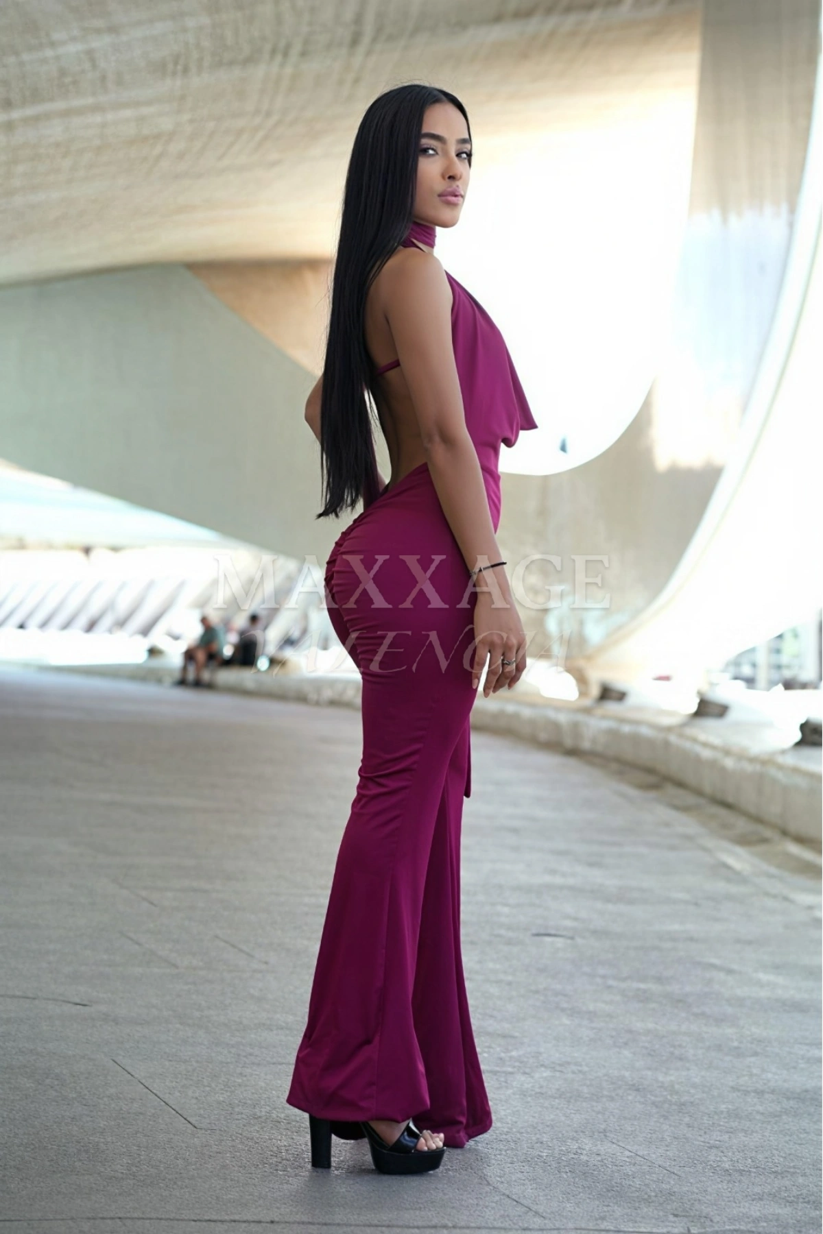 Sara escort colombiana Valencia Maxxage VLC