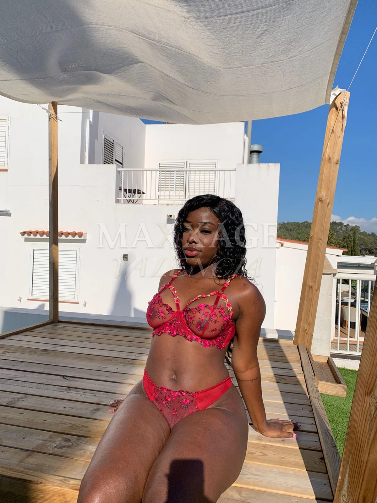 Tifanny escort colombiana Valencia Maxxage VLC