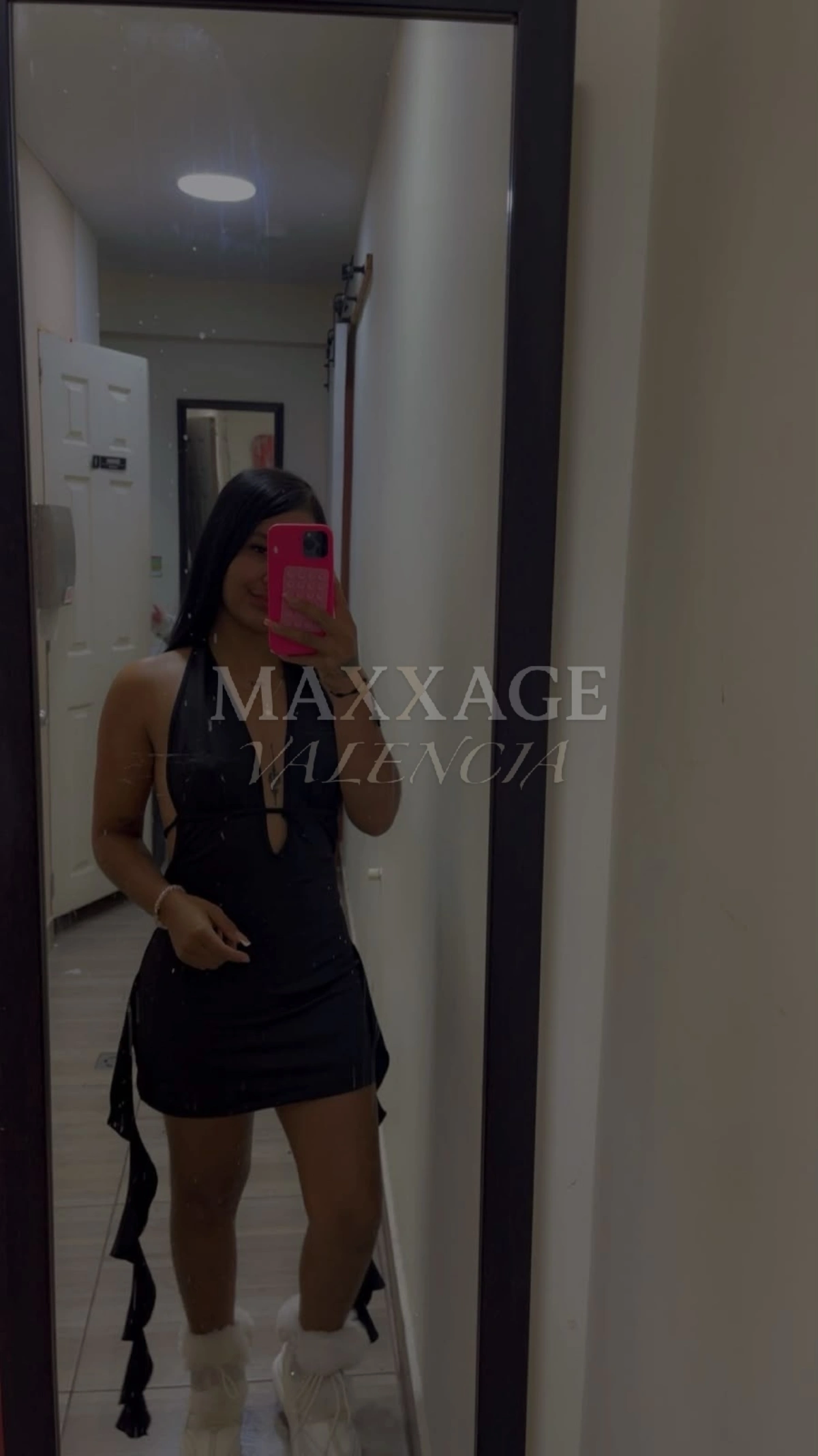 Victoria escort colombiana Valencia Maxxage VLC